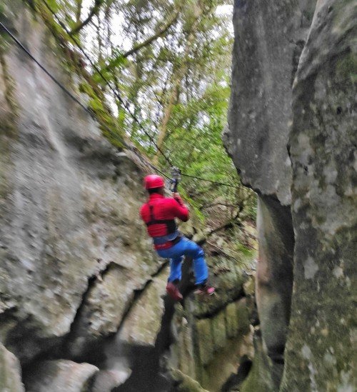 TIROLINA de 25 metros FERRATA CALERA