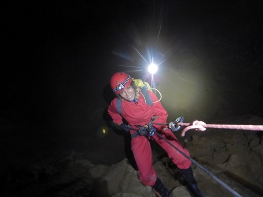 rapel en cueva coventosa sala les gours